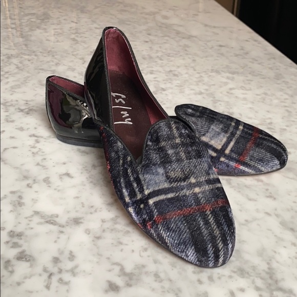 FS/NY plaid flats - Picture 1 of 4
